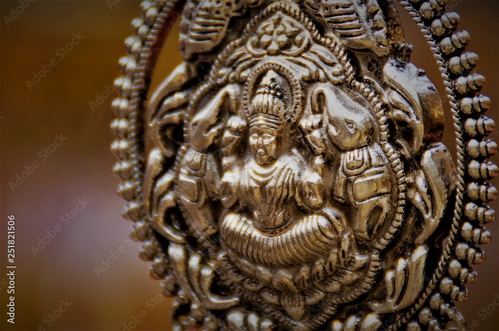 lakhshmi goddess in metal