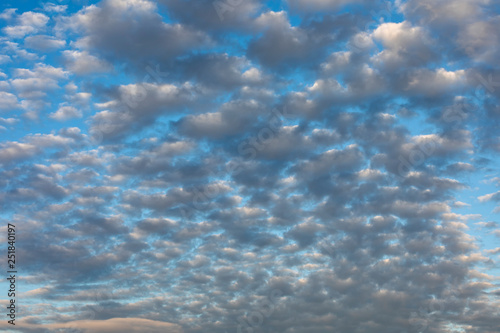Dichte Wolken am Himmel © Mr.Stock