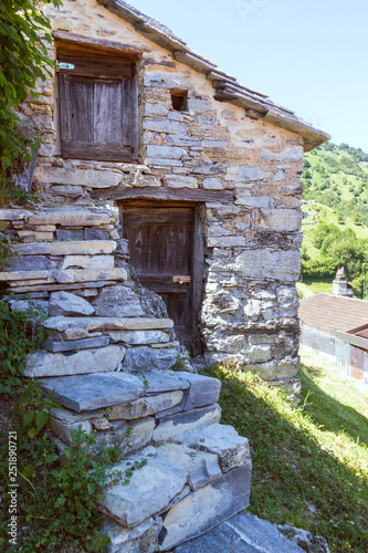 Roncapiano, Muggio (Svizzera) photo