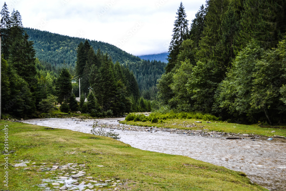 PHOTO of the mountain landscape