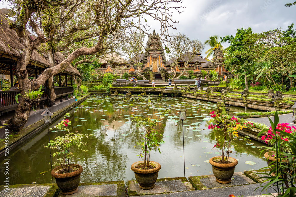 Pura Taman Saraswati Temple. Ubud, Bali, Indonesia Pura Taman Saraswati Temple. Ubud, Bali, Indonesia