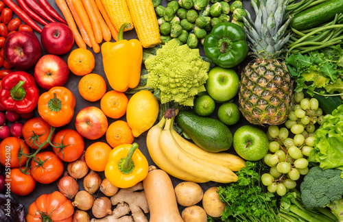 Fototapeta Naklejka Na Ścianę i Meble -  Healthy eating ingredients: fresh vegetables, fruits and superfood. Nutrition, diet, vegan food concept