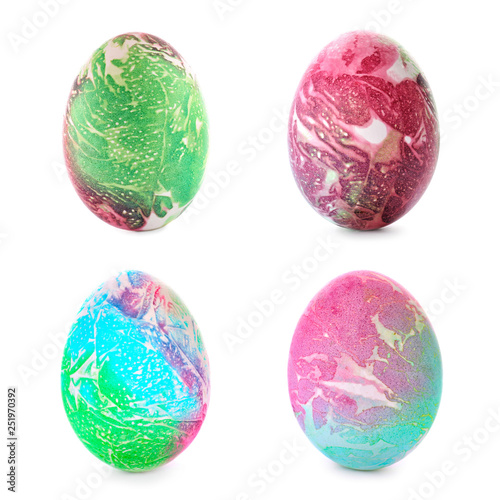 Beautiful Easter eggs on wh...
