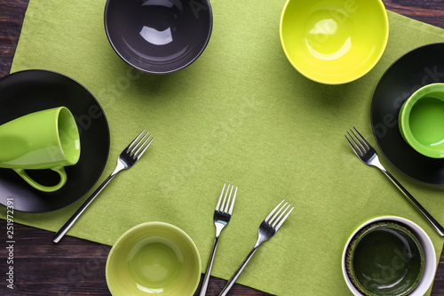 Modern kitchen table settin...