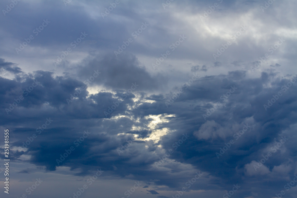 曇り空