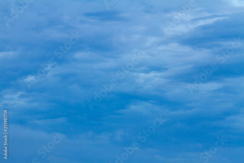 曇り空