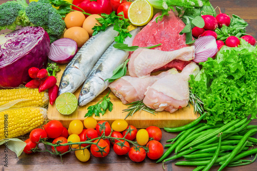 mediterranena diet : fish,meat and ingredients