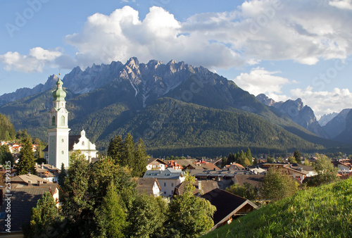 Toblach im Abendlicht, Südtirol, Italien