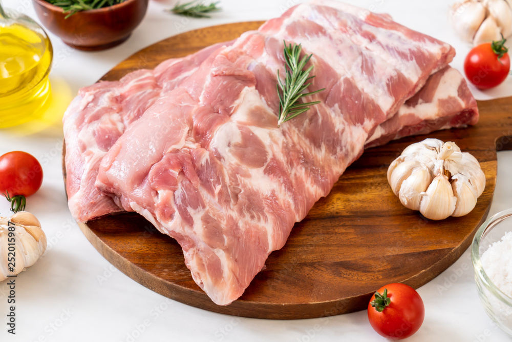 Fresh raw pork ribs