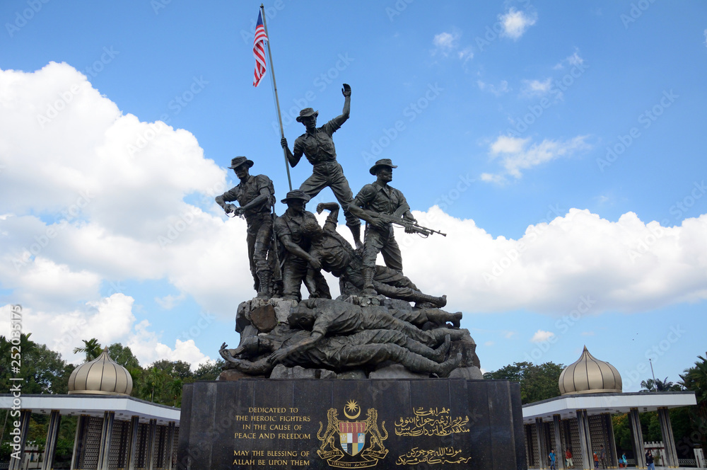 Fototapeta premium National Monument, Kuala Lumpur, Malaysia