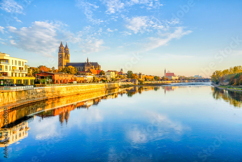 Magdeburg in der Morgensonne photo