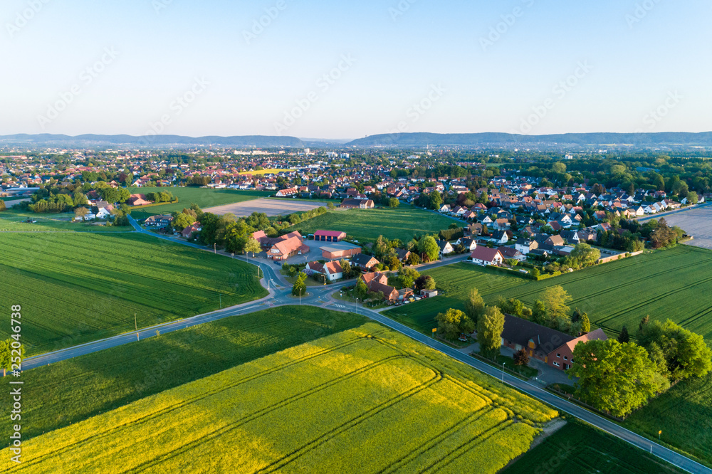 Fototapeta premium Luftaufnahme der Landschaft in Deutschland