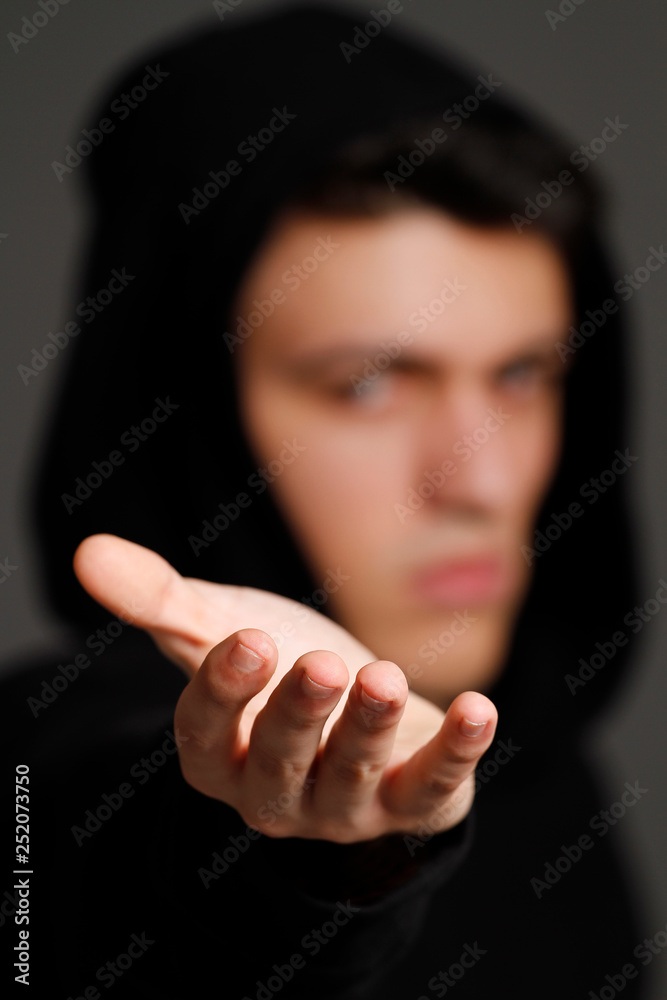 Mano tesa Mano tesa