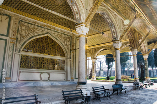 world locations Asia Europe turkey marmara istanbul  topkapi palace  Porch outside the Imperial Divan