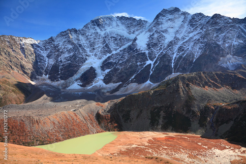 mount Donguzorun photo