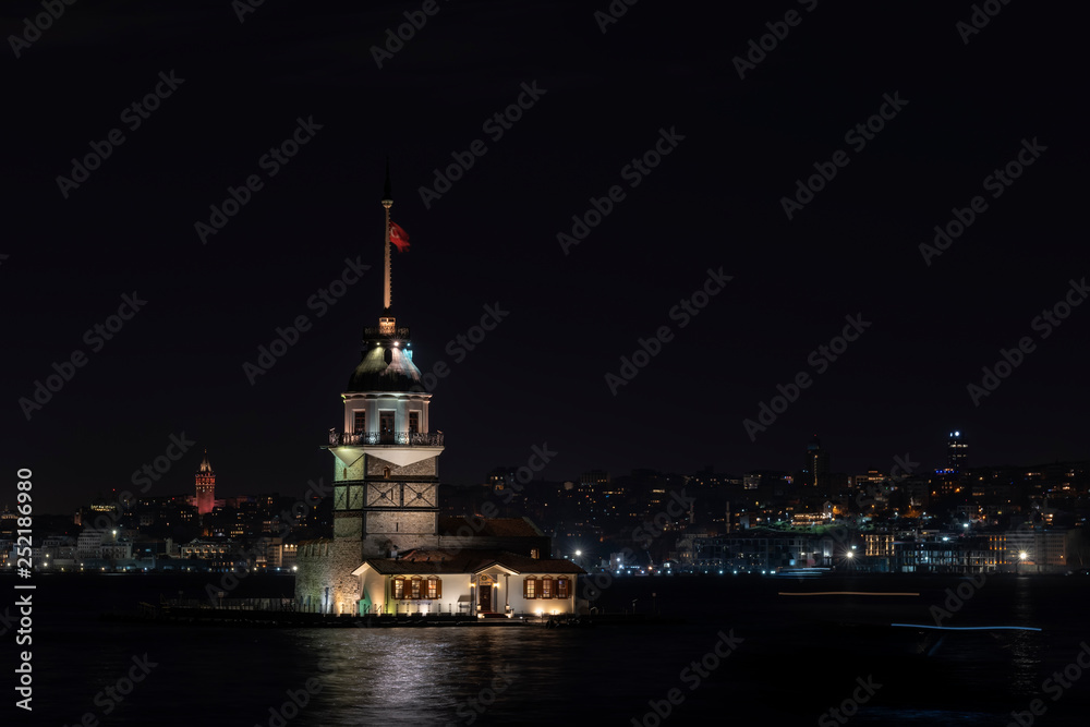 Maiden's Tower and istanbul night (KIZ KULESI – SALACAK-USKUDAR)