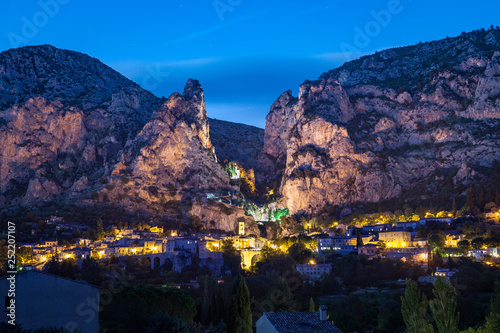 moustiers sainte marie, Provence, Francia