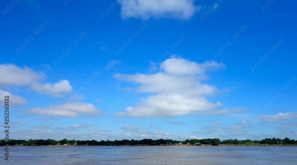 Obraz premium Irrawaddy Fluss in Myanmar