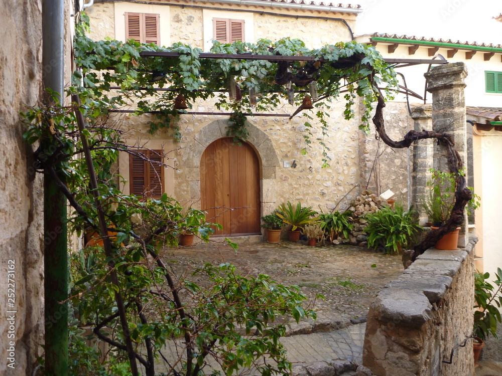 Fototapeta premium altes Haus auf Mallorca