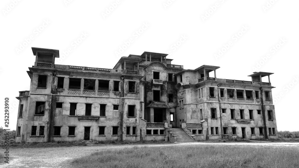 Ruinen der Kolonialzeit in Kampot, Kambodscha