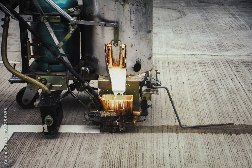 Traffic line painting jobs, Thermoplastic spray marking by machine on