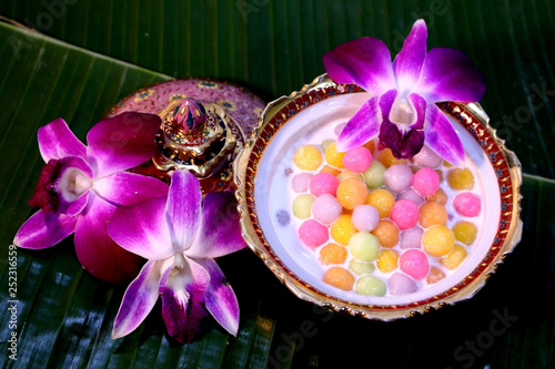 Rice balls in sweet coconut milk (Bualoy) photo