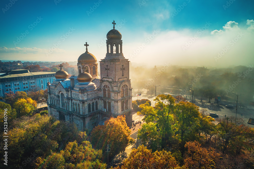 The Cathedral of the Assumption in Varna - obrazy, fototapety, plakaty 