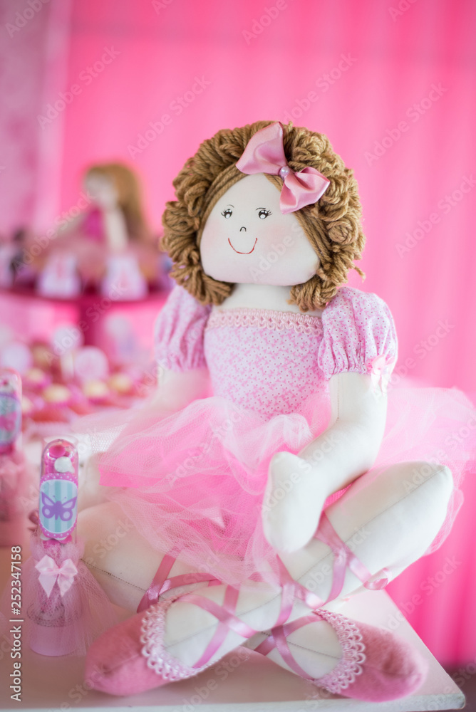 Candy and decoration on the table - Ballerina theme - Children's birthday