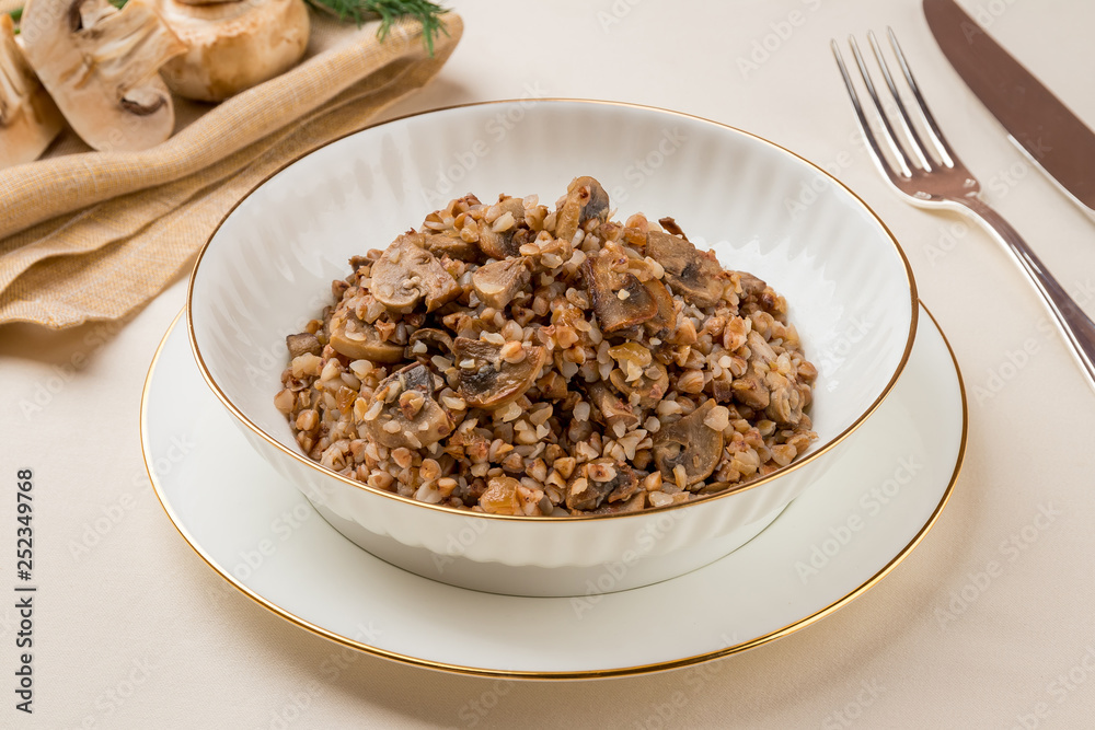 Fried buckwheat porridge with onions and mushrooms Fried buckwheat porridge with onions and mushrooms