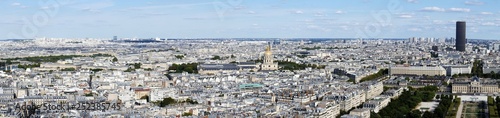 Panorama picture overview of the sea of ​​houses of Paris, urban life in a narrow space, view to the direktion south © Gerfried