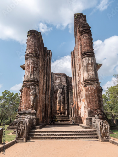 Buddha temple, Polonnaruwa
