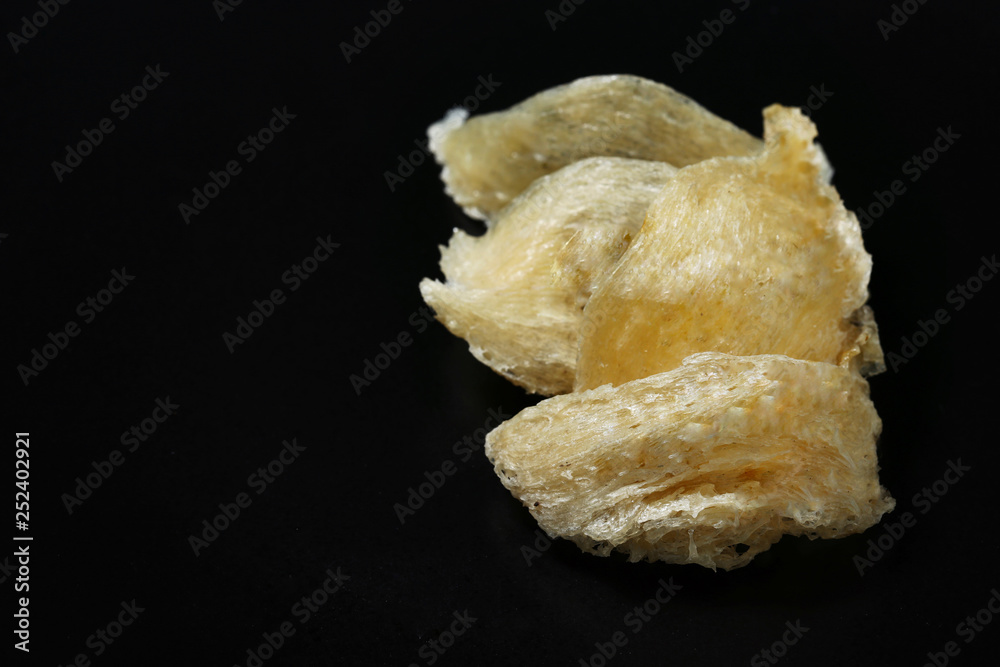 The nest of Edible-Nest Swiftlet, raw edible bird's nest materials for tradition chinese medicine. The nest of Edible-Nest Swiftlet, raw edible bird's nest materials for tradition chinese medicine.