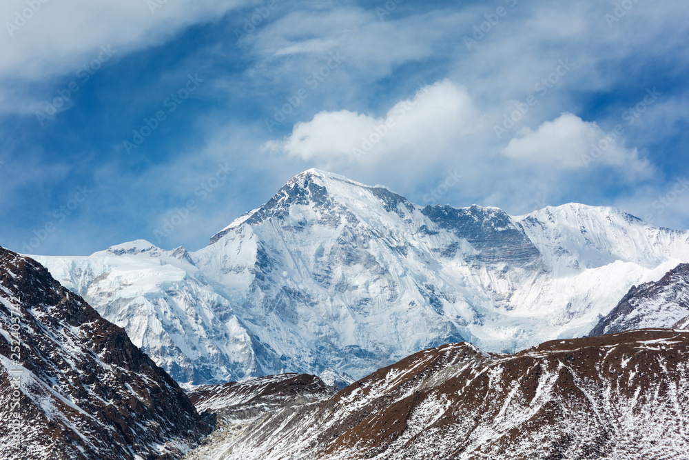 Everest trekking. View of Mount Cho Oyu. Cho La Pass. Nepal