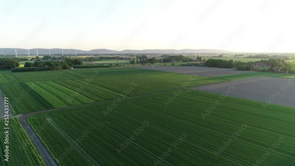Landschaft mit Feldern aus der Luft Landschaft mit Feldern aus der Luft
