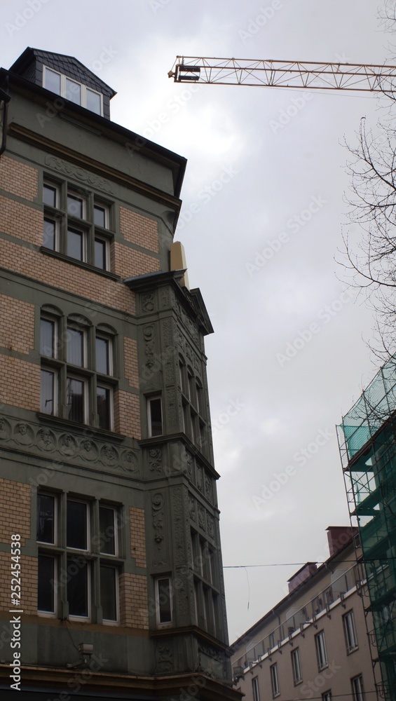 old House Bielefeld,building, architecture, house, old, window, city, facade, home, windows, sky, wall, europe, ancient, exterior, apartment, blue, construction, historic, urban, brick, 