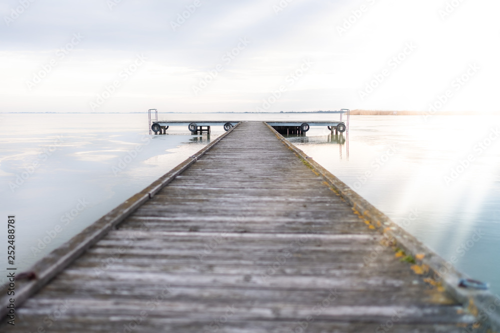 Bootssteg am Neusiedler See