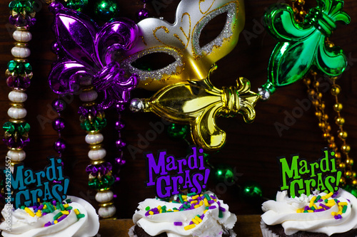 Mardi Gras Cupcakes with Beads and Mask