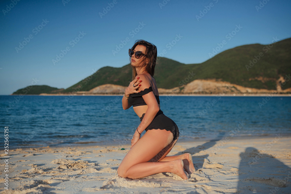  Bikini girl on the beach