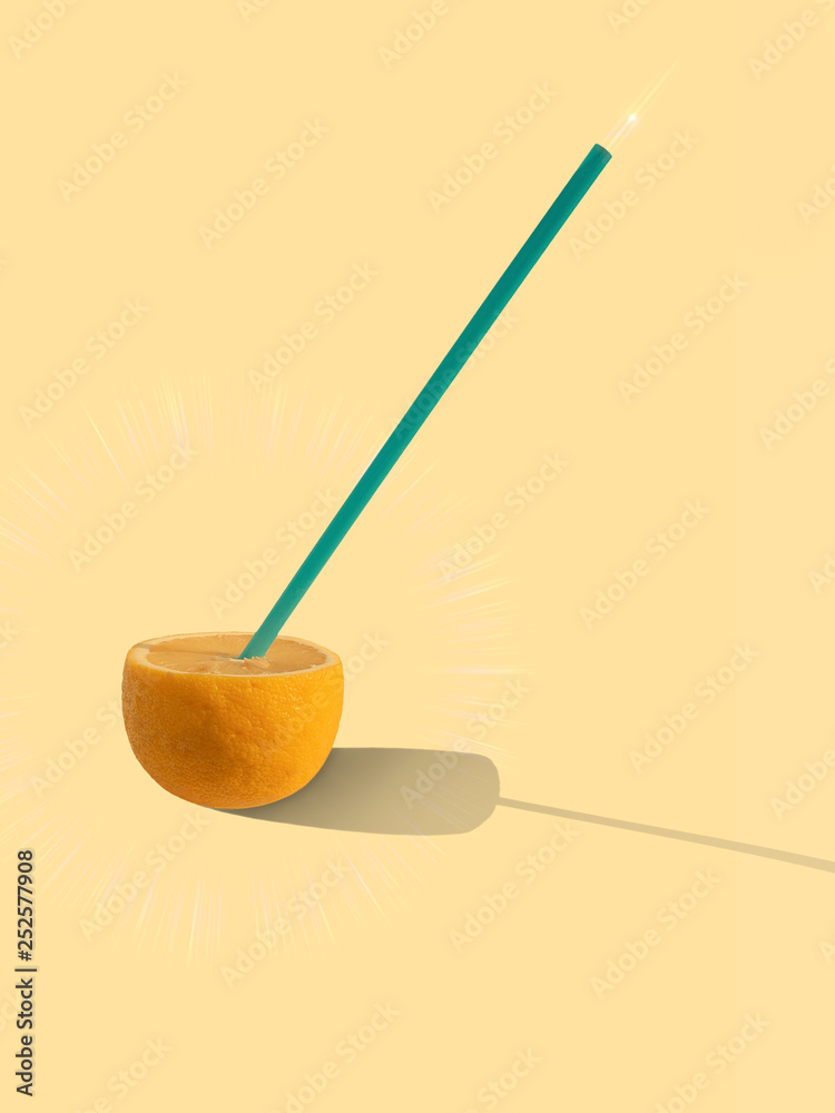 Zitrone mit cocktail Rohr. Zitrone mit cocktail Rohr.