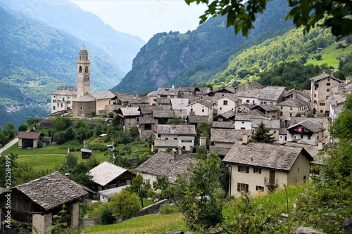 Photos Soglio - mehrfach als schönster Ort der Schweiz ausgezeichnet