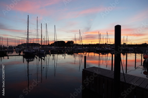 Abendsonne im Yachthafen