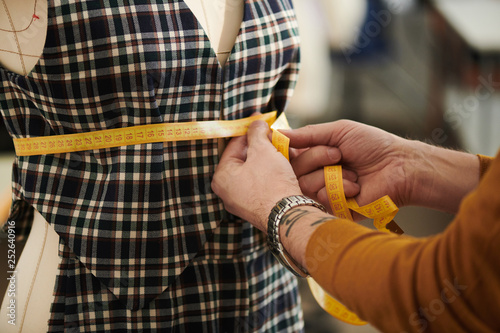 Measuring girth
