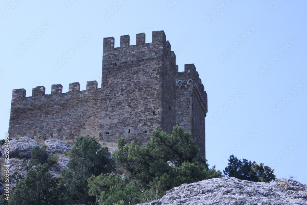Byzantine fortress, castle, architecture, tower, medieval, fortress, ancient, stone, old, history, sky, fort, building, europe, travel, landmark, wall, hill, fortification, tourism, historic, rock, ru