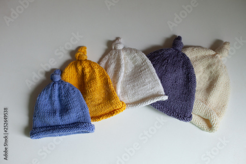 Children's knitted hats, with natural wool, handmade