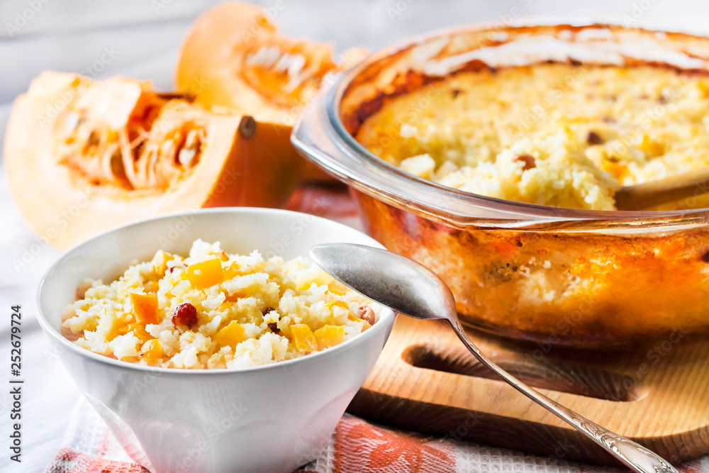 Milky cereal porridge with pumpkin and raisins Milky cereal porridge with pumpkin and raisins