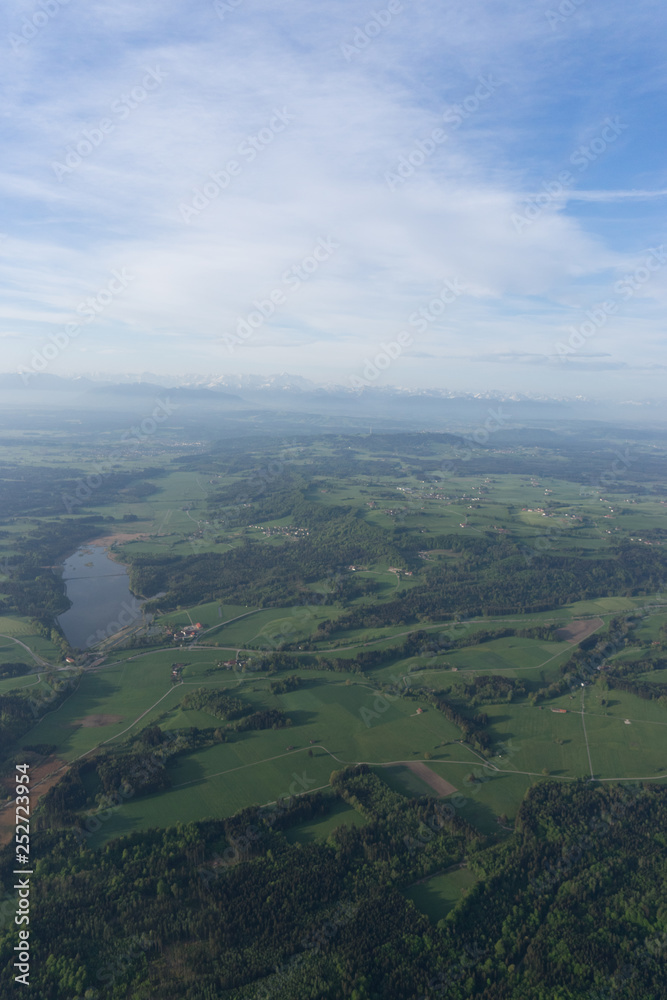 Bei Sonnenaufgang: Landschaft im Fünf-Seen-Land