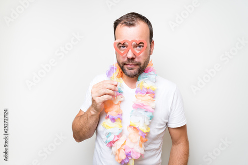 Obraz na płótnie man party photo booth props w salonie