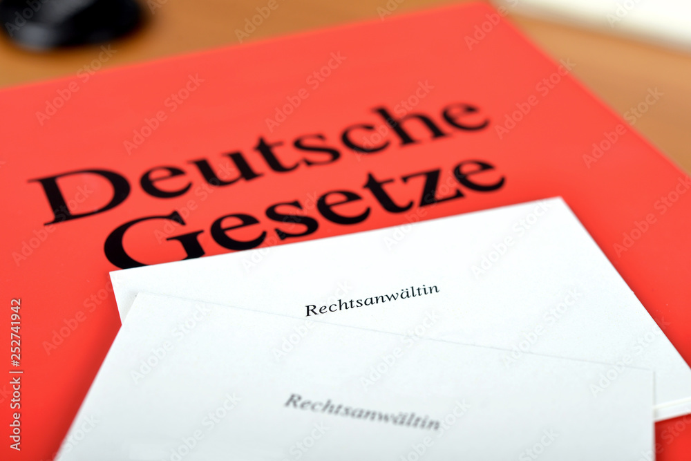 Rechtsanwältin, Rechtsbeistand, Konzept – Platz für das Einfügen von Namen, selektiver Fokus Rechtsanwältin, Rechtsbeistand, Konzept – Platz für das Einfügen von Namen, selektiver Fokus