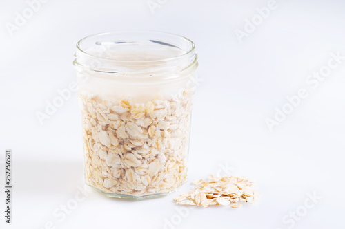Fotografie Rolled oat soak in water