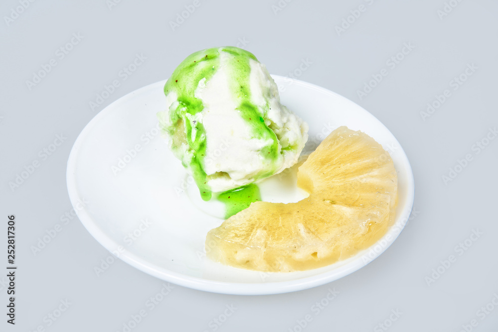 Icecream With Fruits Icecream With Fruits